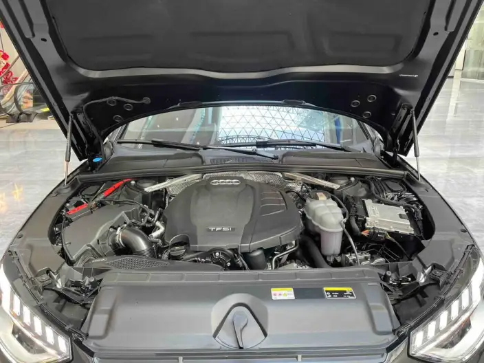 Audi A4 L 2022 Model 40 TFSI Luxury Dynamic Model – фото 6
