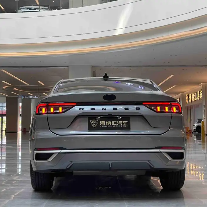 Ford Mondeo 2023 Model EcoBoost 245 Luxury Model – фото 5