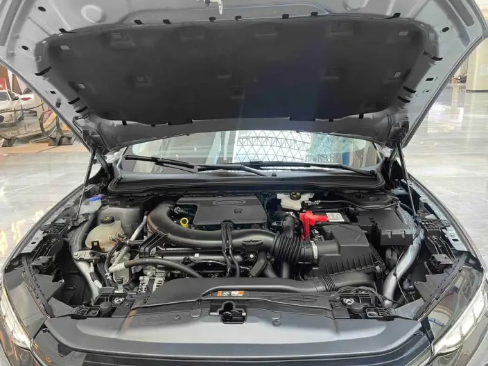 Ford Mondeo 2023 Model EcoBoost 245 Luxury Model – фото 6