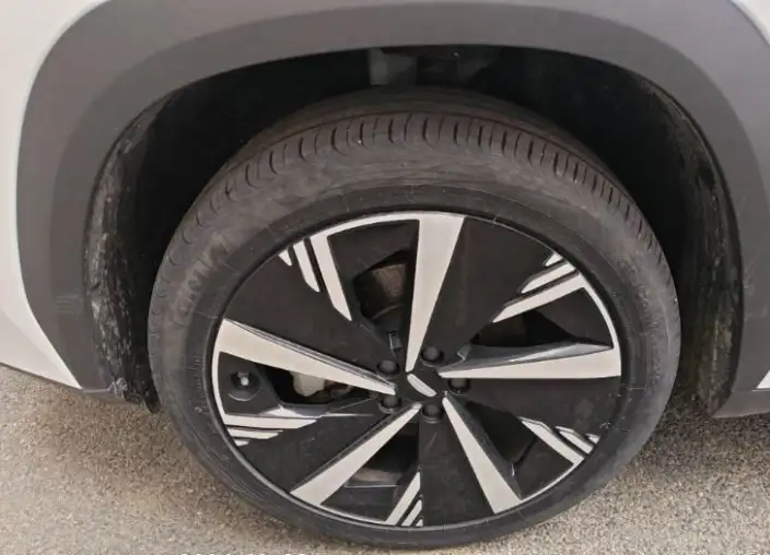 Geely Boyue L 2024 Model 1.5TD DCT Ultimate Edition – фото 7