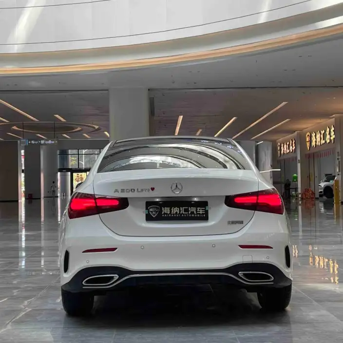 Mercedes-Benz A-class 2025 Model A 200 L Fashion Edition – фото 5