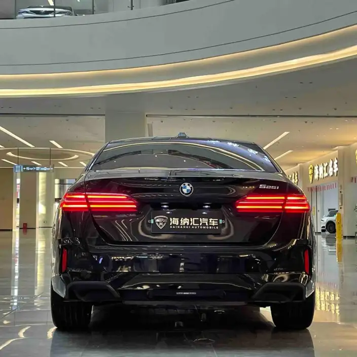 BMW 5 Series Imported 2024 Model 525i M Sports Set – фото 5