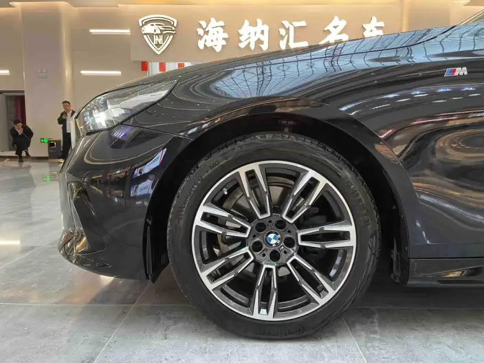 BMW 5 Series Imported 2024 Model 525i M Sports Set – фото 7