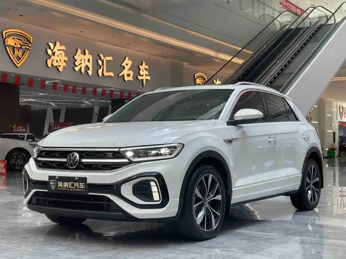 Volkswagen T-Roc 2023 Model 300TSI DSG Chenguang Edition – фото 1