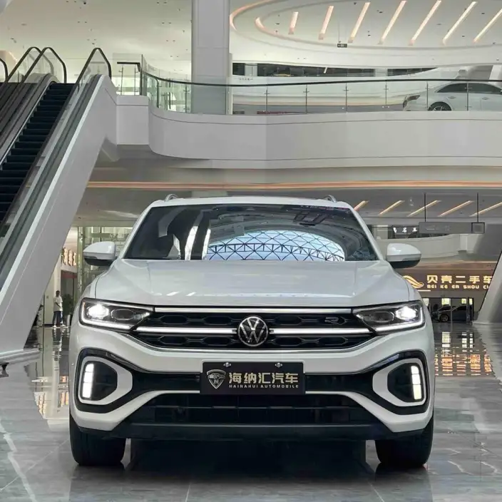 Volkswagen T-Roc 2023 Model 300TSI DSG Chenguang Edition – фото 2