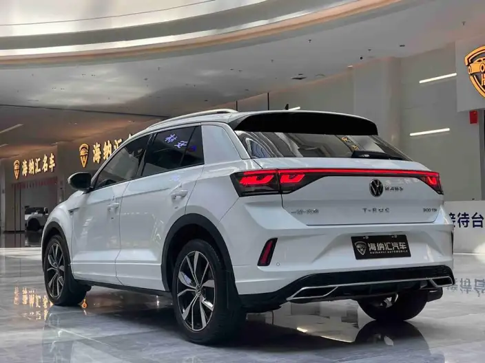 Volkswagen T-Roc 2023 Model 300TSI DSG Chenguang Edition – фото 4