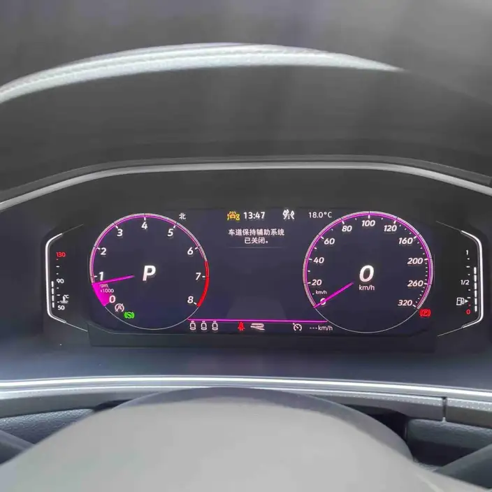 Volkswagen T-Roc 2023 Model 300TSI DSG Chenguang Edition – фото 10