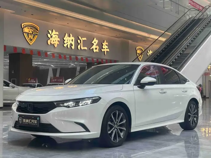 Model Ge 2023 Model 240TURBO CVT Deluxe Edition – фото 1