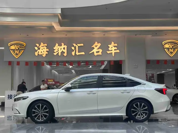 Model Ge 2023 Model 240TURBO CVT Deluxe Edition – фото 3