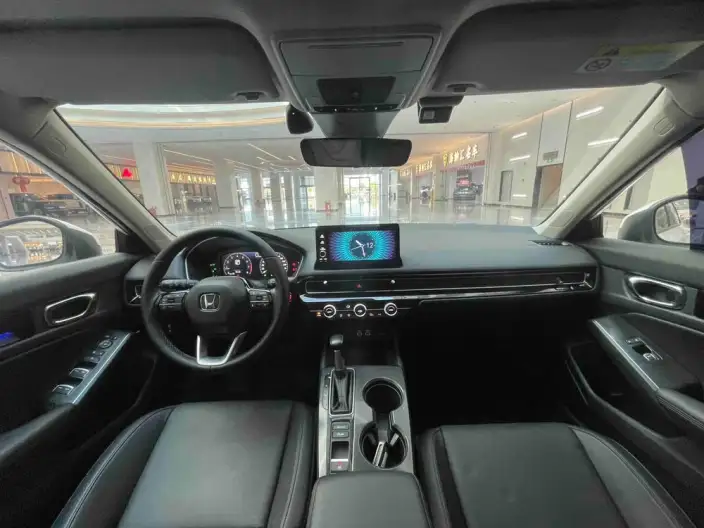 Model Ge 2023 Model 240TURBO CVT Deluxe Edition – фото 9