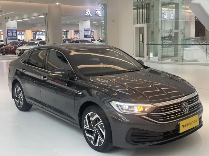 Volkswagen Sagitar 2025 Model 300TSI DSG Beyond Edition – фото 3