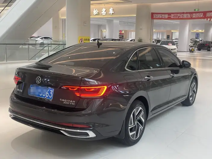 Volkswagen Sagitar 2025 Model 300TSI DSG Beyond Edition – фото 4