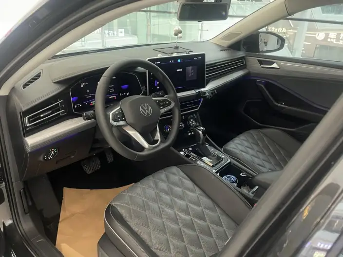 Volkswagen Sagitar 2025 Model 300TSI DSG Beyond Edition – фото 10