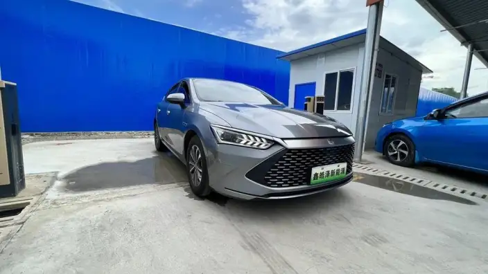 BYD Qin PLUS DM 2021 Model DM-i 55KM Noble Model – фото 3
