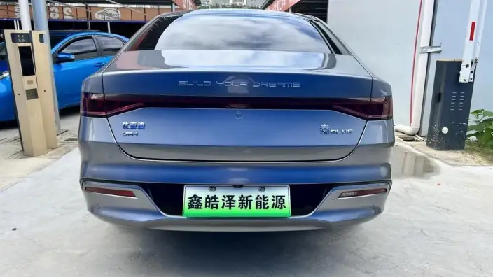 BYD Qin PLUS DM 2021 Model DM-i 55KM Noble Model – фото 5