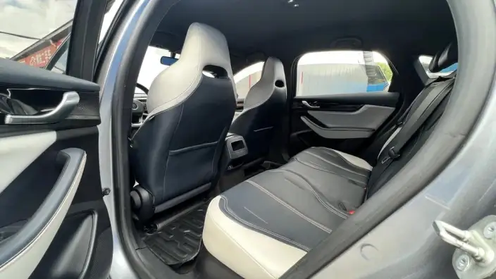 BYD Qin PLUS DM 2021 Model DM-i 55KM Noble Model – фото 7