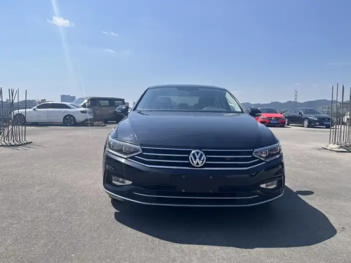 Volkswagen Magotan 2021 Model 330TSI DSG 30th Anniversary Memorial Edition – фото 2