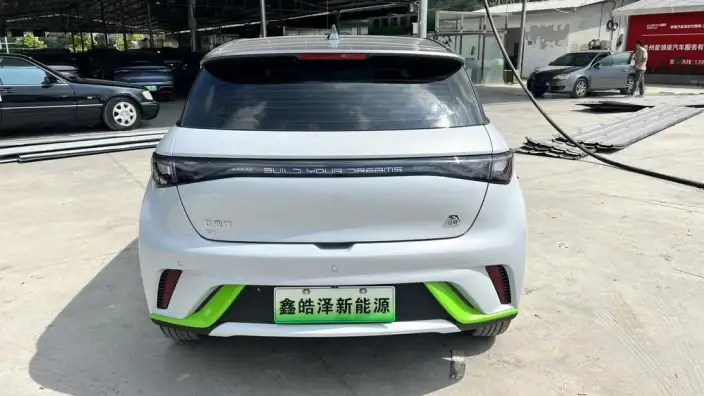BYD Dolphin 2021 Model Fashion Edition – фото 7