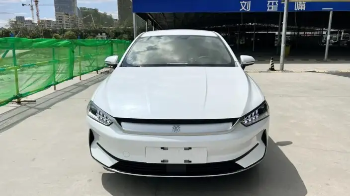 Qin Plus EV 2023 Model Champion Edition 420KM Leading Model – фото 2