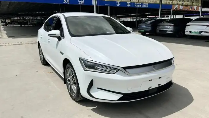 Qin Plus EV 2023 Model Champion Edition 420KM Leading Model – фото 3