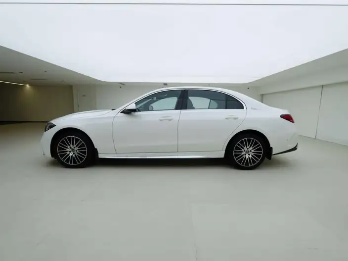 Mercedes-Benz C-Class 2024 Model Facelift II C 260 L Sports Edition – фото 4