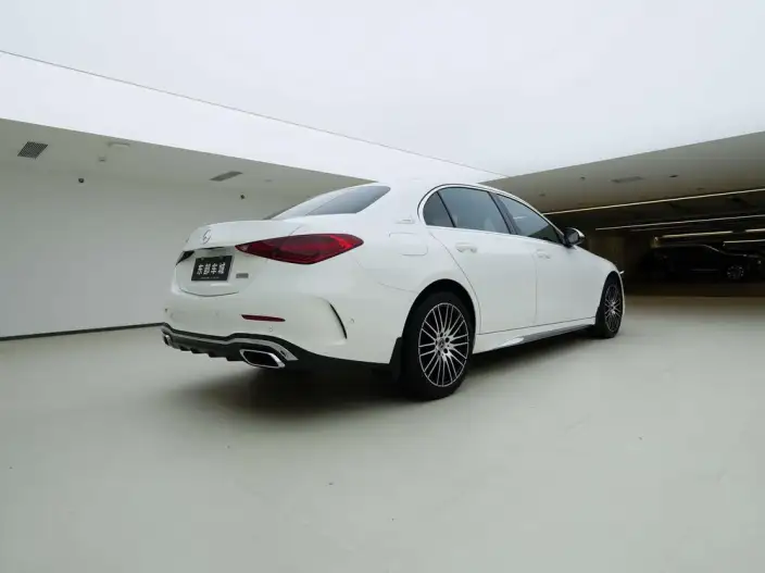 Mercedes-Benz C-Class 2024 Model Facelift II C 260 L Sports Edition – фото 7