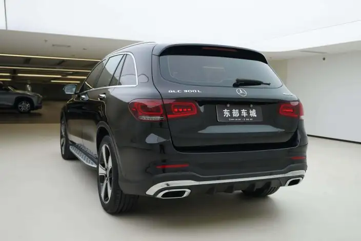 Mercedes-Benz GLC 2022 Model Facelift GLC 300 L 4MATIC Dynamic Model Collector Edition – фото 4
