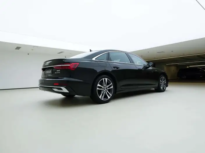 Audi A6L 2023 Model Facelift 40 TFSI Luxury Dynamic Model – фото 6