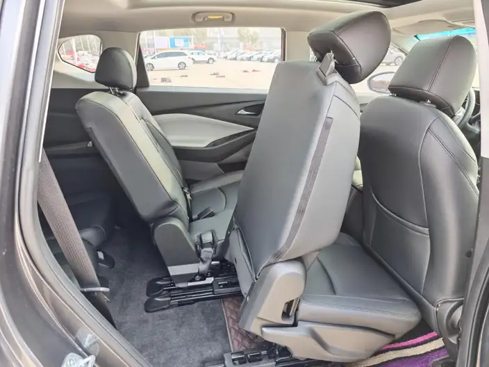 Orlando 2020 Model Mild Hybrid Redline 530T Indulgent Edition （5 seat Model ） – фото 7