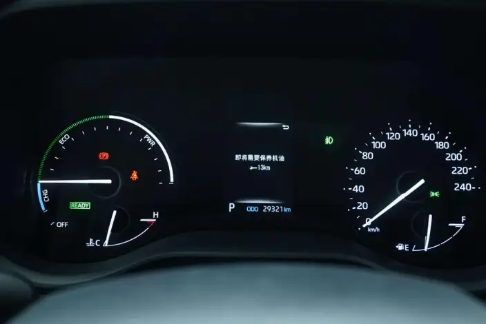 Granvia 2023 Model Intelligent Hybrid 2.5L Deluxe Edition – фото 10