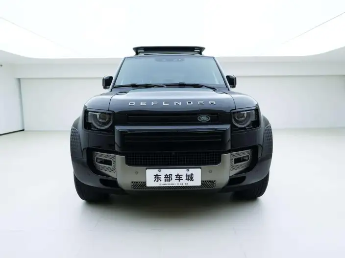 Land Rover Defender 2025 Model 110 3.0T P400 HSE X-Dynamic – фото 2