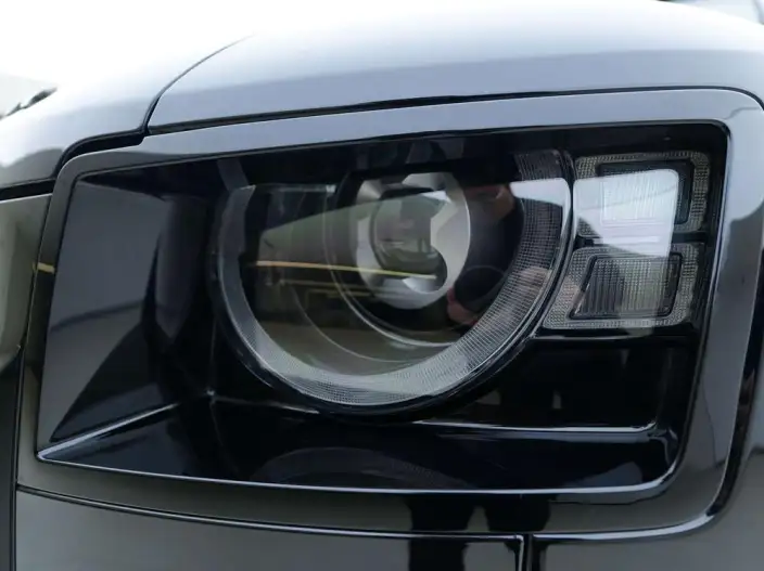 Land Rover Defender 2025 Model 110 3.0T P400 HSE X-Dynamic – фото 9