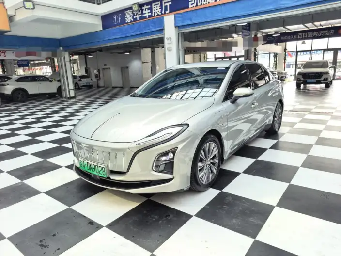 Hongqi E-QM5 2024 Model 610KM PLUS Edition 100kW