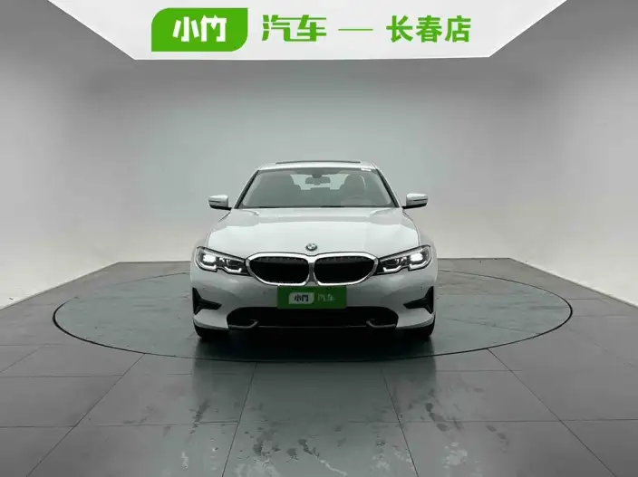 BMW 3 Series 2022 Model 320i Sports Set – фото 2
