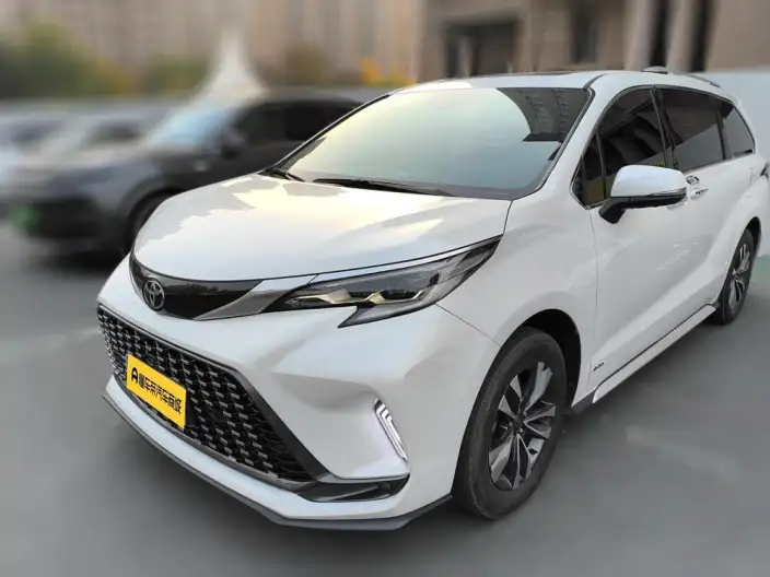 Granvia 2024 Model Intelligent Hybrid 2.5L 4WD Noble PLUS Edition – фото 1