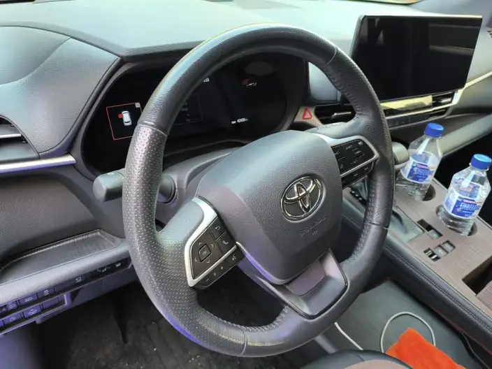 Granvia 2024 Model Intelligent Hybrid 2.5L 4WD Noble PLUS Edition – фото 7