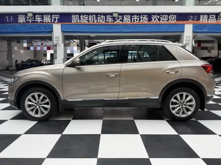 Volkswagen T-Roc 2022 Model 280TSI DSG 2WD Elite PLUS – фото 4