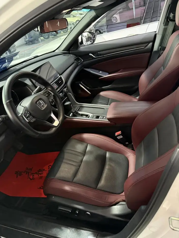 Honda INSPIRE 2022 Model 260TURBO Jingyue Edition – фото 8
