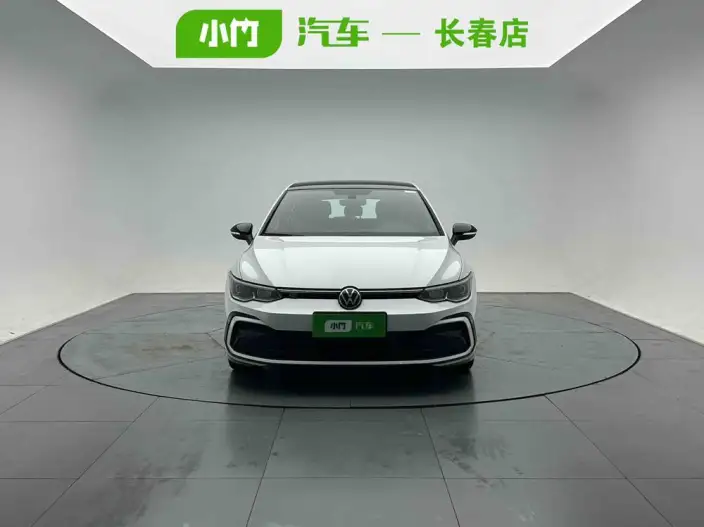Volkswagen Golf 2023 Model 280TSI DSG R-Line Lite – фото 2