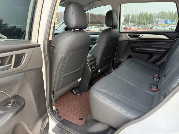 Haval M6 2021 Model PLUS 1.5T Manual Elite Smart Connect Model – фото 10