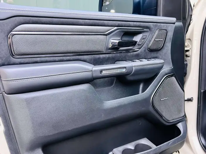 RAM Trucks 2022 Model 6.2T Automatic 4WD 5 seat Parallel Imported – фото 7