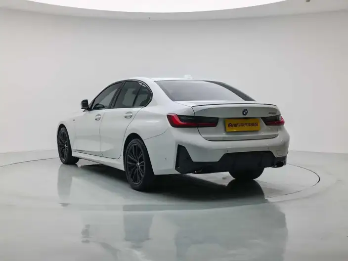 BMW 3 Series 2023 Model 330i M Sports Night Set – фото 5
