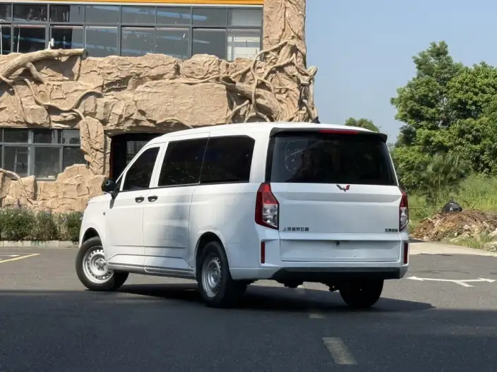 Wuling Zhcheng 2021 Model 1.5T Manual Comfort Model