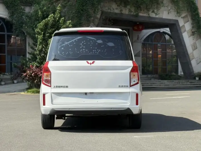 Wuling Zhcheng 2021 Model 1.5T Manual Comfort Model – фото 5