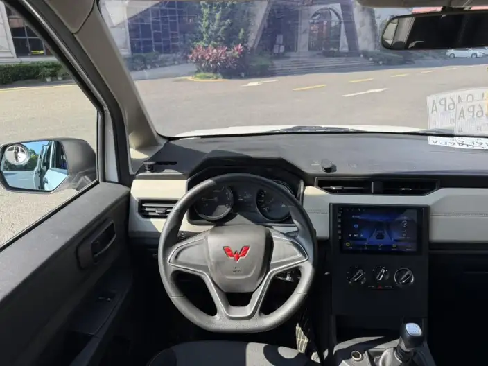 Wuling Zhcheng 2021 Model 1.5T Manual Comfort Model – фото 10