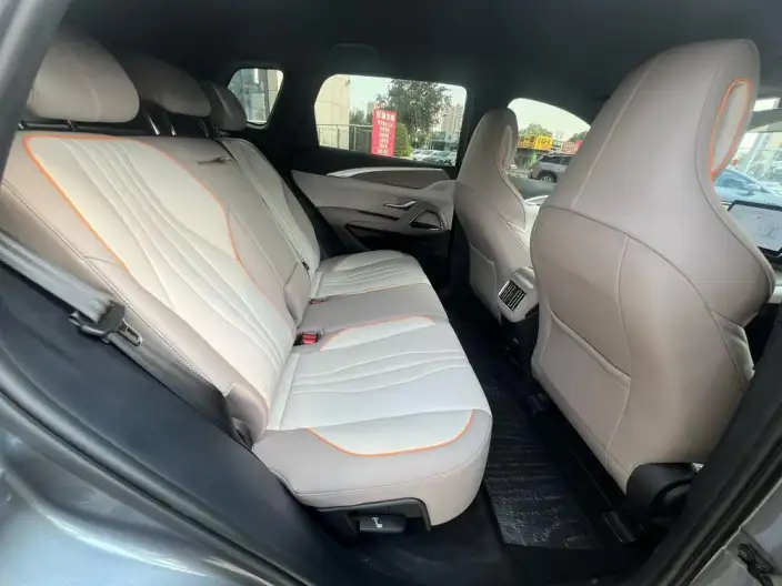 BYD Song Pro DM 2024 Model DM-i Honor Edition 71km Pilot Model – фото 9