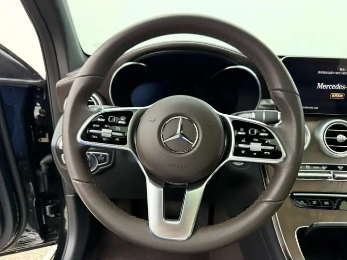 Mercedes-Benz GLC 2022 Model GLC 300 L 4MATIC Dynamic Model Collector Edition – фото 10