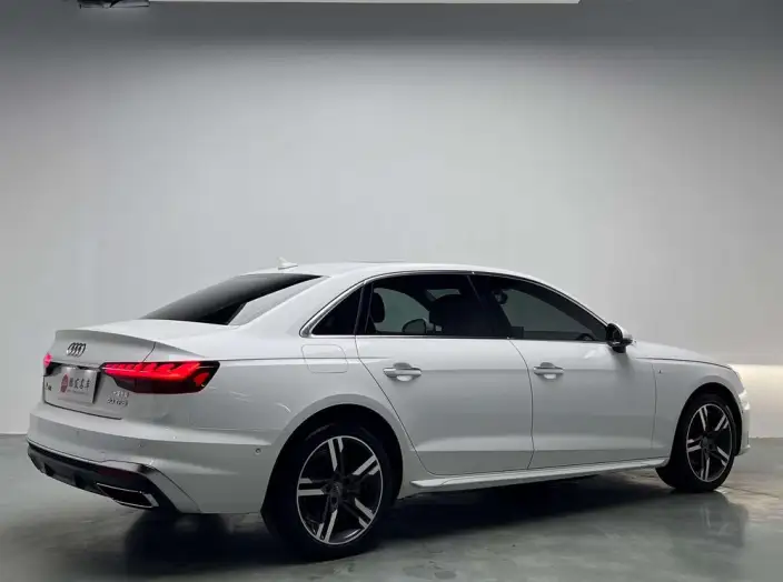 Audi A4 L 2022 Model 40 TFSI Luxury Dynamic Model