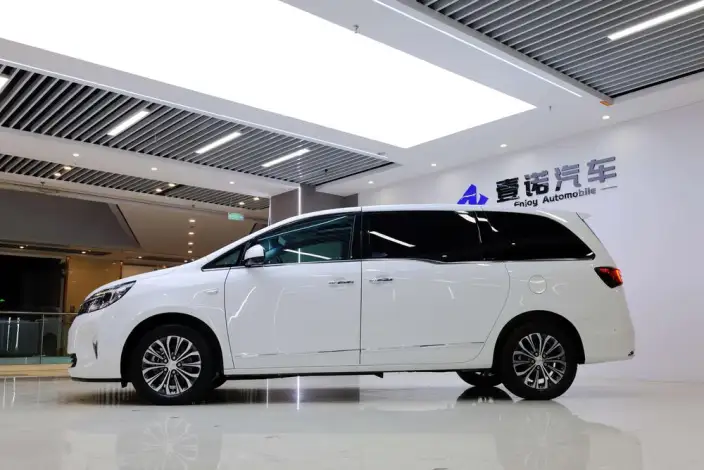 Buick GL8 2022 Model Business class 652T Noble Model
