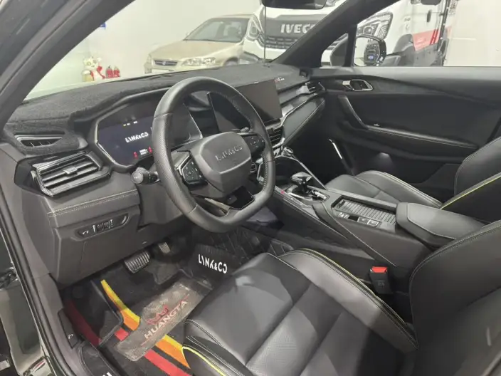 Lynk & Co 06 2023 Model Remix 1.5T Hero – фото 10